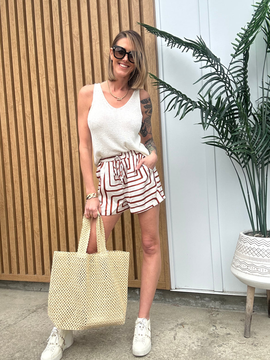 White Knit Necessity 00004