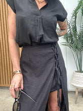 Load image into Gallery viewer, Black Linen Love 00022