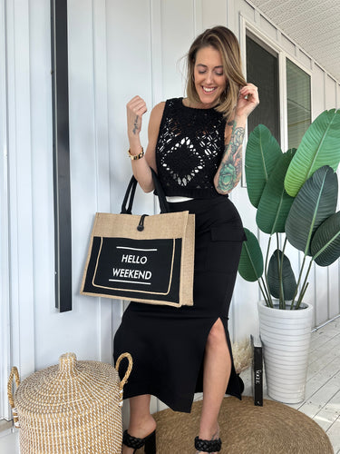 Black Cargo Cuteness 00021