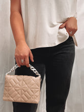 Load image into Gallery viewer, Nude clutch/shoulder bag