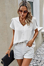 Load image into Gallery viewer, White button down Blouse 50047