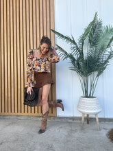 Load image into Gallery viewer, Ruffle Mocha Short 00046