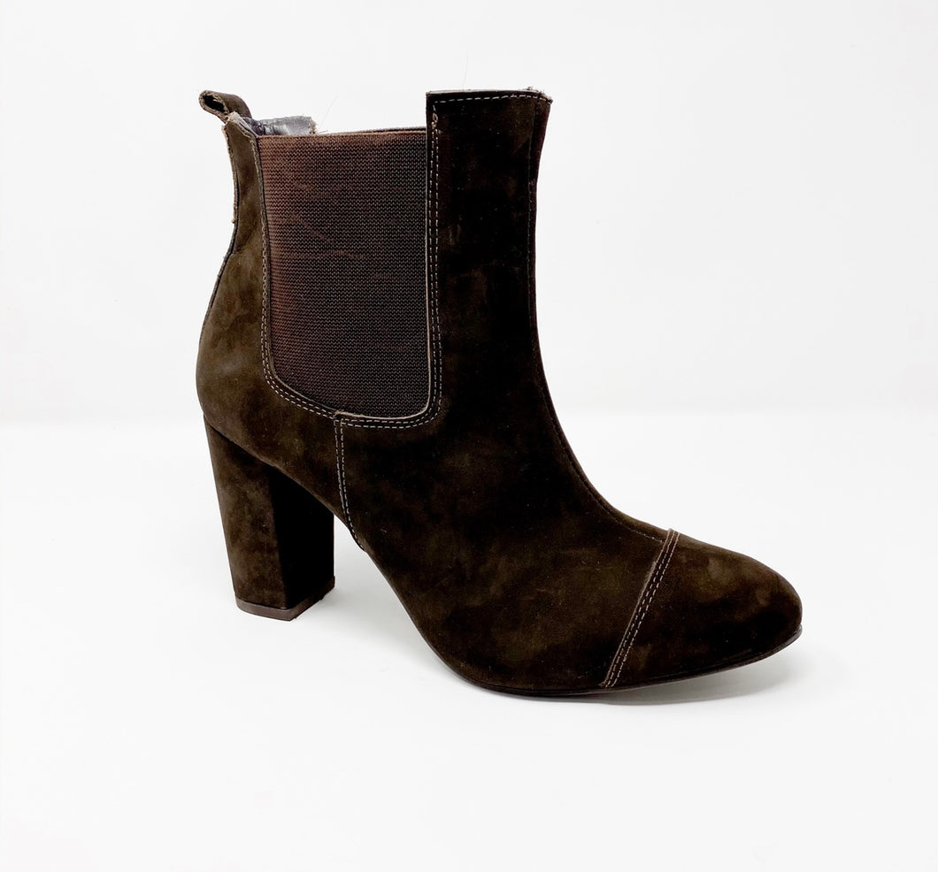 Suede Brown Night out boot