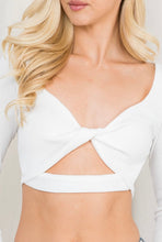 Load image into Gallery viewer, White wrap top 001165