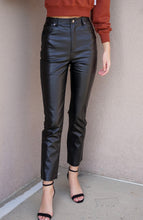 Load image into Gallery viewer, Black Faux Leather Pants 00049